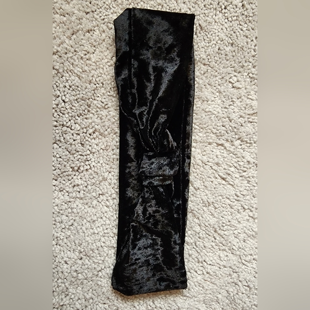 Black Velvet Tie Headband